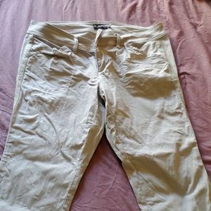 Torrid Capri pants